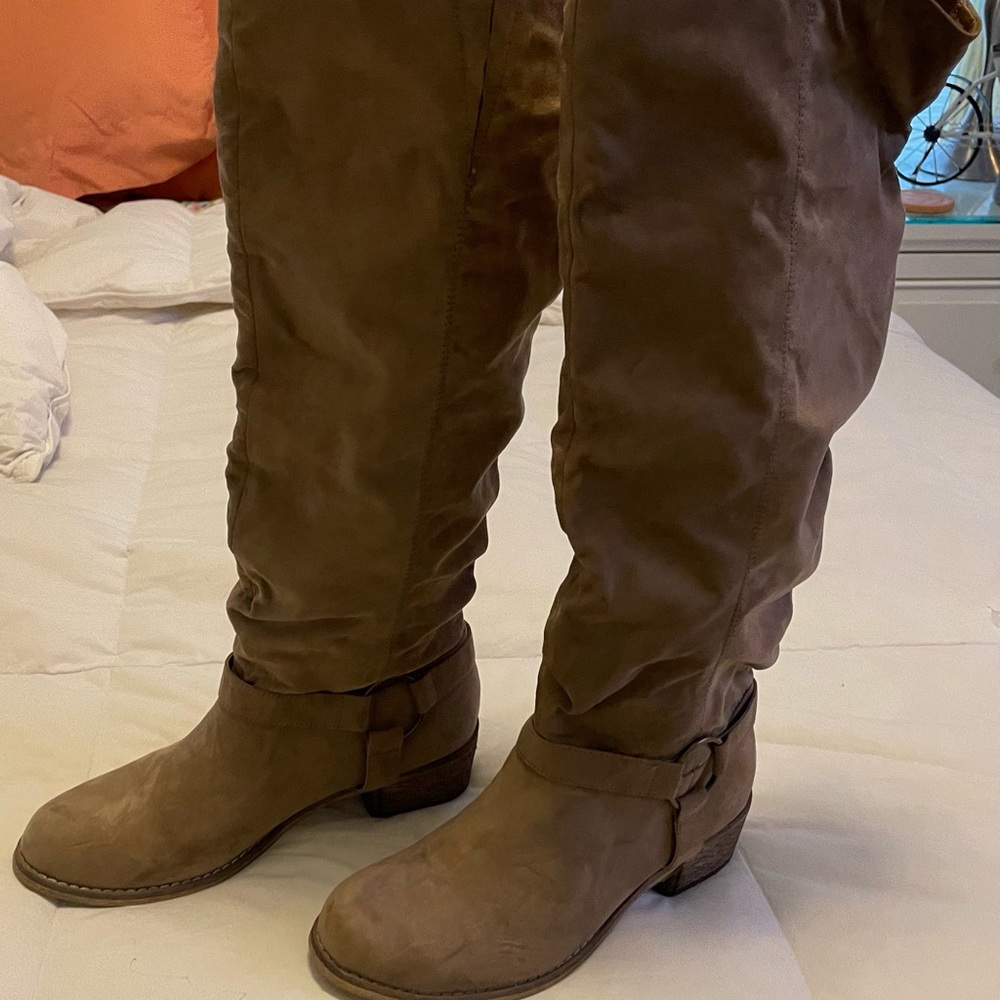 Just Fab boots